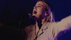 Hillsong UNITED: The People Tour (Live from Madison Square Garden)'s poster