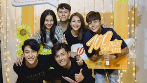 100 Days of Sunshine's poster