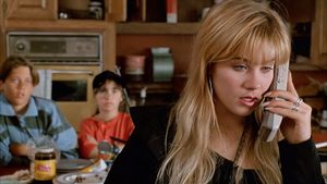 Don't Tell Mom the Babysitter's Dead's poster