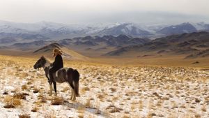 The Eagle Huntress's poster
