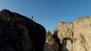 Equilibre's poster