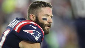 100%: Julian Edelman's poster