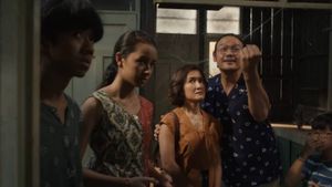 The Super Frugal Family's poster