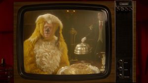 Paddington 2's poster