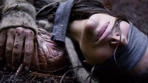 Bird Box's poster