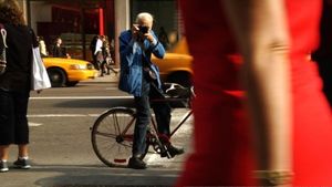 Bill Cunningham: New York's poster