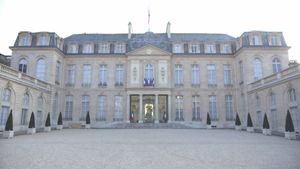 Jours de sacre à l'Elysée's poster