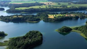 Mecklenburgs geheime Wasserwildnis - Die Feldberger Seen's poster