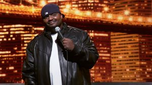 Aries Spears: Hollywood, Look I'm Smiling's poster