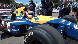 Williams & Mansell: Red 5's poster