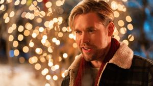 Falling for Christmas's poster