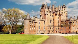 Glamis Castle: A Royal Residence's poster
