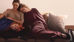 His Three Daughters's poster