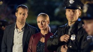 Deadly Deed: A Fixer Upper Mystery's poster