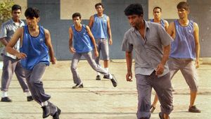 Mudhal Nee Mudivum Nee's poster