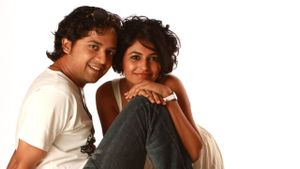 Charlie Kay Chakkar Mein's poster