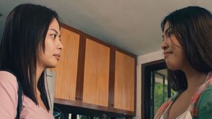 Kahalili's poster
