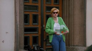 Love in a Fish Bowl's poster