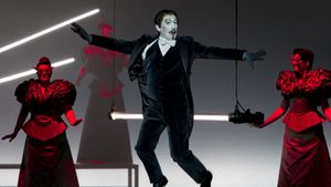 Verdi: La Traviata's poster