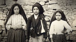 L'Énigme de Fatima : Que nous cache le Vatican ?'s poster