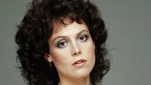 Sigourney Weaver - Actionheldin und Stil-Ikone's poster