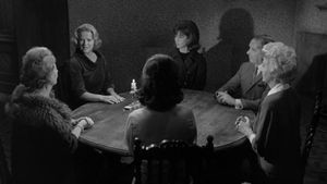 Seance on a Wet Afternoon's poster