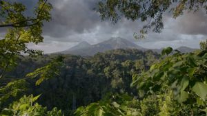 Le mystérieux volcan du Moyen Âge's poster