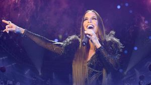 Ivete Sangalo Live Experience's poster