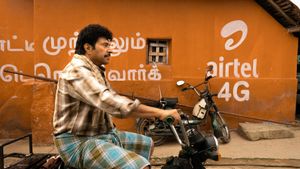 Nanpakal Nerathu Mayakkam's poster