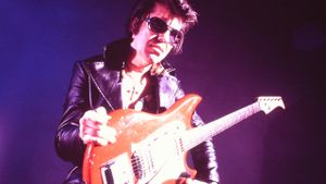 Rumble: The Indians Who Rocked The World's poster