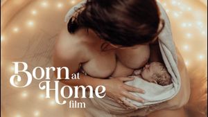 Born at Home's poster