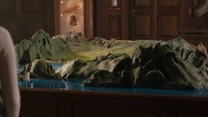 Jurassic World: Fallen Kingdom's poster