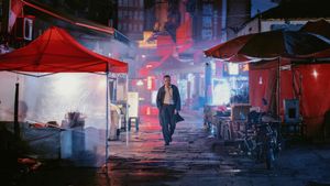 Long Day's Journey Into Night's poster