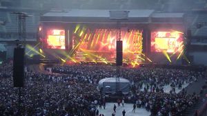 Johnny Hallyday Allume le feu au Stade de France's poster