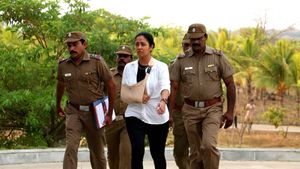 Naachiyaar's poster