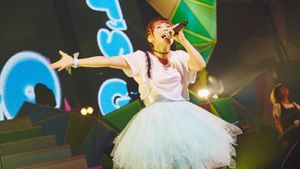 Nitta Eri LIVE 2016 EAST EMUSIC～Tsunagu Melody～'s poster