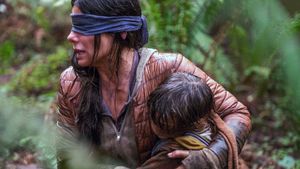 Bird Box's poster