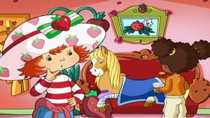 Strawberry Shortcake: Get Well Adventure's poster