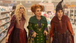 Hocus Pocus 2's poster