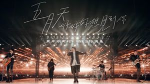 Mayday Fly To 2021's poster
