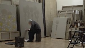The Man Who Paints Water Drops's poster