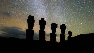 Easter Island: Sculptors of the Pacific's poster