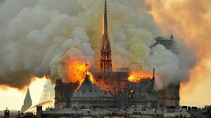 Notre-Dame on Fire's poster