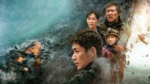 Cloudy Mountain's poster