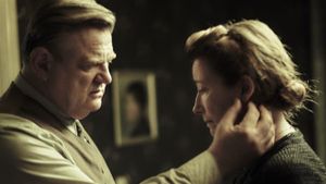 Alone in Berlin's poster