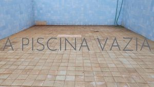 A piscina vazia's poster