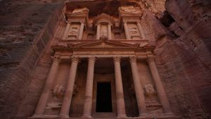 Petra: Lost City of the Desert's poster