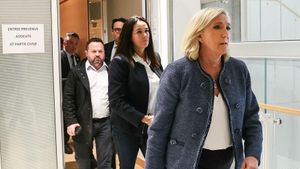 Lecture du délibéré du procès du Rassemblement National's poster