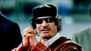 Kadhafi, la folie d'un dictateur's poster