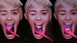 Miley Cyrus: Bangerz Tour's poster